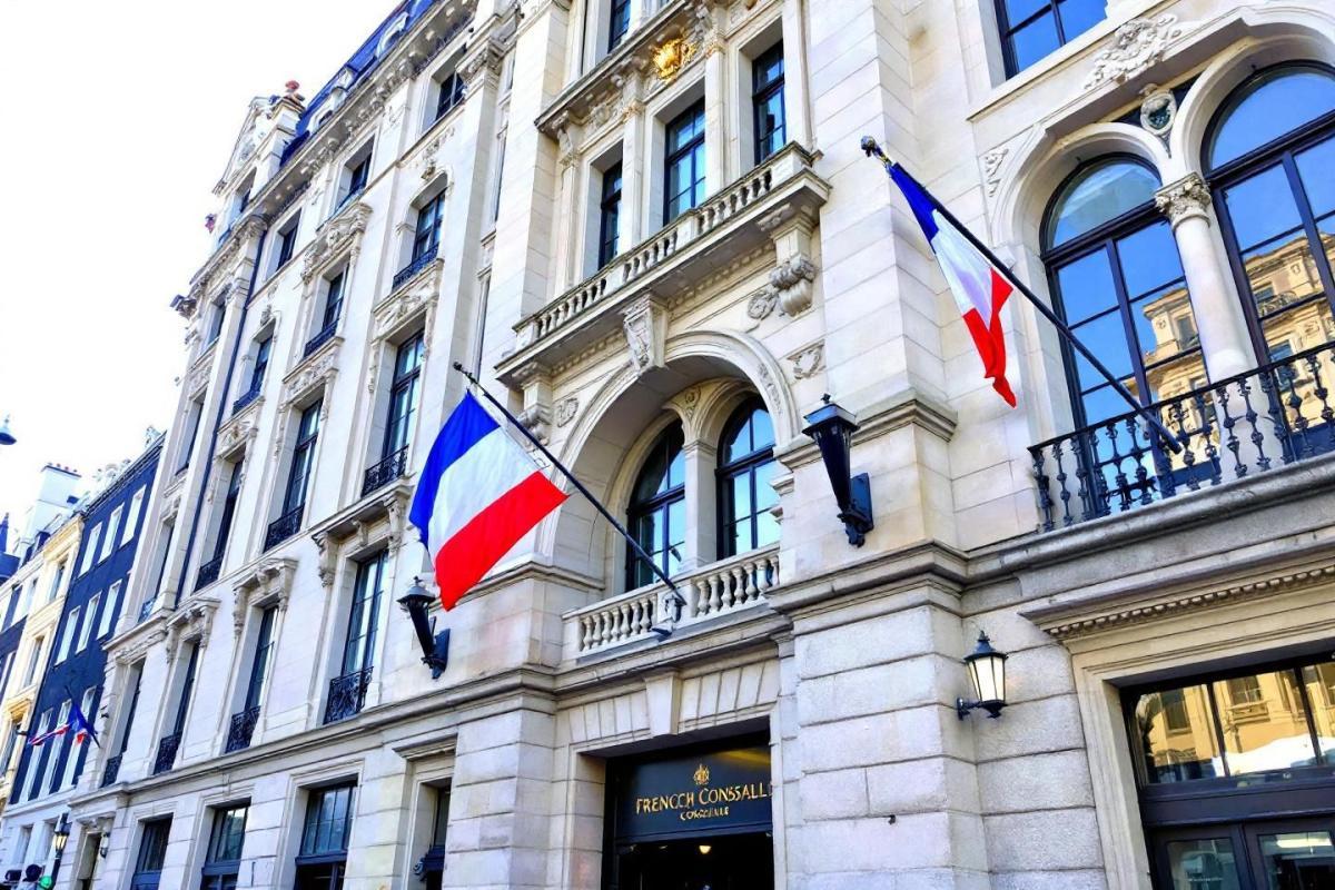 Consulat général de France à Bruxelles - Services consulaires et informations