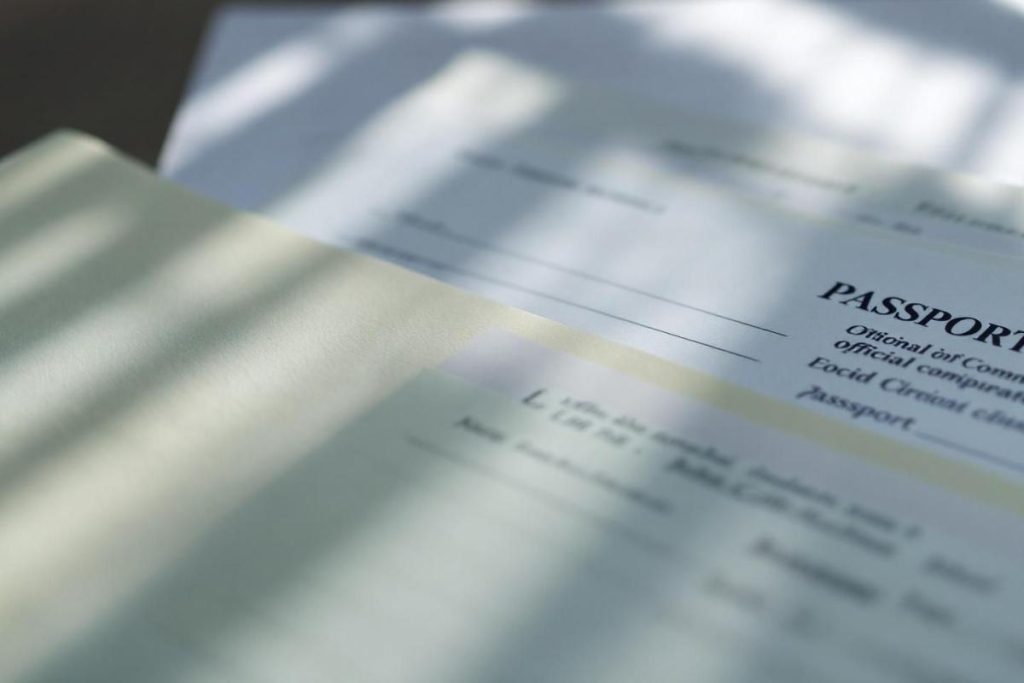 Renouvellement de passeport : liste des pièces à fournir pour un majeur